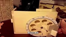 密码箱是怎么工作的小哥用木质密码箱告诉你答案