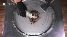 费列罗也能炒冰淇淋？贫穷限制了我的想象，这冰淇淋感觉吃不起！