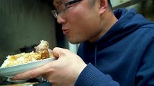 大sao做的猪脚饭看着就让人食指大动，和媳妇吃得过瘾了