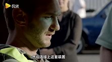 残疾人也能开车？国外男子没有四肢却通过装置连接实现驾驶汽车！