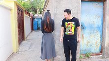 小伙去相亲，不料美女一转头，吓得小伙拔腿就跑，太逗了