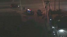 美国洛杉矶县圣盖博市发生枪击案致1人死亡 嫌犯行凶后逃离现场