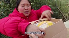 胖妹几百元买个鸵鸟蛋，准备尝试新美食，这样做能吃吗
