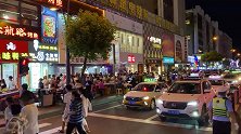 长春市桂林路，夜晚十点依然人山人海灯火通明