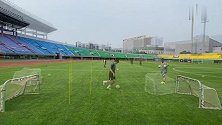 比埃拉复出在即？李嗣镕晒训练视频 比埃拉化身训练师不断做球
