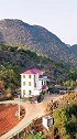 贵州大山里的独栋别墅，你会花50在乡村盖还是在城里买？