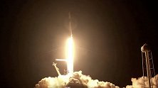 美国：SpaceX首次送四名“平民”入太空，将绕地球3天