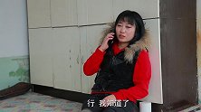 美女打车一顿讲价，最后还让司机免费帮她送行李，厉害了我的姐