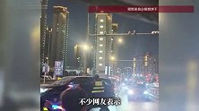 00后保安小哥魔性指挥火了，人称“无锡最嗨保安”！网友：有趣的人真的万里挑一