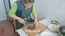 家常鸭血豆腐经典做法，鲜辣入味还不碎，拌饭更解馋