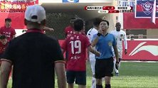 不冷静！陕西队长杨昊出言不逊染红 双方10打10