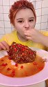 美女一天三顿大猪排，怪不得美女脸上慢慢的胶原蛋白！
