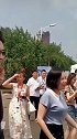 老干部靳东帅呆了