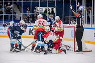 KHL-史密斯-佩利叶劲光顽强扳平 万科龙点球憾负西伯利亚