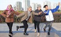 二浪记：二浪妈妈为了二浪的健康，带二浪去跳广场