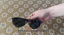 把太阳镜在手机上头放一放，好多人不懂有啥作用，学会了受益一生