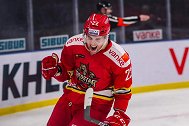 KHL-三将破门屠东部榜首 万科龙赢关键战3-1力克喀山雪豹