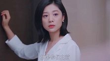 小伙拿着前妻的钱养现任和孩子，不料美女瞬间发飙竟这样做