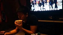 爆笑：就我和新娘两个在屋子里，做点什么才能缓解尴尬