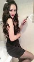 时尚百搭的紧身包臀裙显高又显瘦，展现美女小姐姐的魅力身材