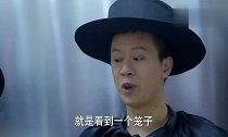 两名笨小偷闯入空大厦,本想进来偷点东西,结果被宅男楼主玩惨了