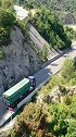 惊险的盘山公路，大货车司机技术一个比一个厉害！
