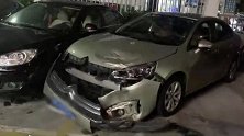 广东珠海：保时捷小区狂飙连撞6车！司机一下车就去吐了