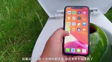 老外挖坑倒入4大桶碳酸饮料，放入曼妥思的一瞬间，小伙撒腿就跑