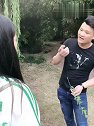 幽默段子路边偶遇