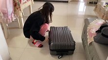 闺女开学，临走时全家互相千叮万嘱，霞姐依依不舍送到楼下