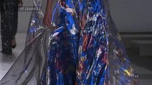 2020欧美大牌最新时装秀，模特性感时尚迷人，长裙优雅-12