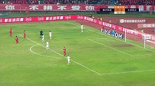 谭望嵩回防速度慢留下漏洞 费尔南多边路突然起速极具威胁