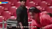 郭晶晶再现跳台经典动作，霍启刚瞬间化身迷弟：老婆好厉害