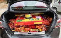 这4种物品不要放在后备箱，不仅伤车还很危险，逮到一律扣分罚款