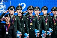 《晚间热议》中国队62金霸榜军运会 田联调查基普乔格“神鞋”