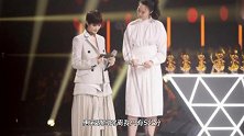 最萌身高差！李宇春和惠若琪同台笑侃感觉距离相隔很远