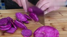 纯手工紫薯馒头的做法，不用提前发面也可以做，一次成型，好吃