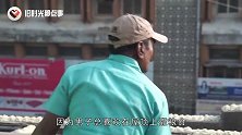 男子家中养了7000多只鹦鹉，没花一分钱，这是为什么呢？