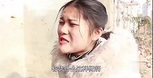 女孩远嫁一走几年，母亲每天以泪洗面，几年后女儿女婿回来了！