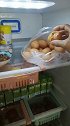 鸡蛋不能直接放冰箱，会污染其他食物