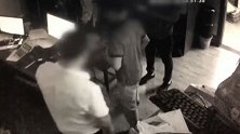 因按摩店没特殊服务 广西2男子对女技师动手动脚又暴打主管