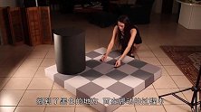 国际象棋的棋盘暗藏玄机纸张颜色一样，原来是我们的错觉