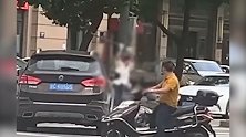 浙江一男子持棍打死电动车司机，疑因自家车被刮蹭