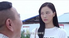 女孩带男朋友回家，父母看见发红包之后的表现让人笑翻天