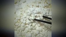 带馅的疙瘩汤，你知道吗？想尝尝它的味道吗？
