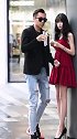 社会青年，欺负下班途中的漂亮女孩