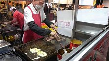 台南夜市，快餐牛排，鸡蛋面条都是标配