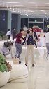 有些女生看起来很温柔，私底下却是个汉子，时尚街拍