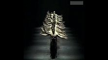 你见过国外的“千手观音”吗？巴黎歌剧院芭蕾舞演员带来震撼舞蹈