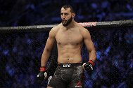 雷耶斯UFC崛起之路：六连胜开局 动摇骨头王朝